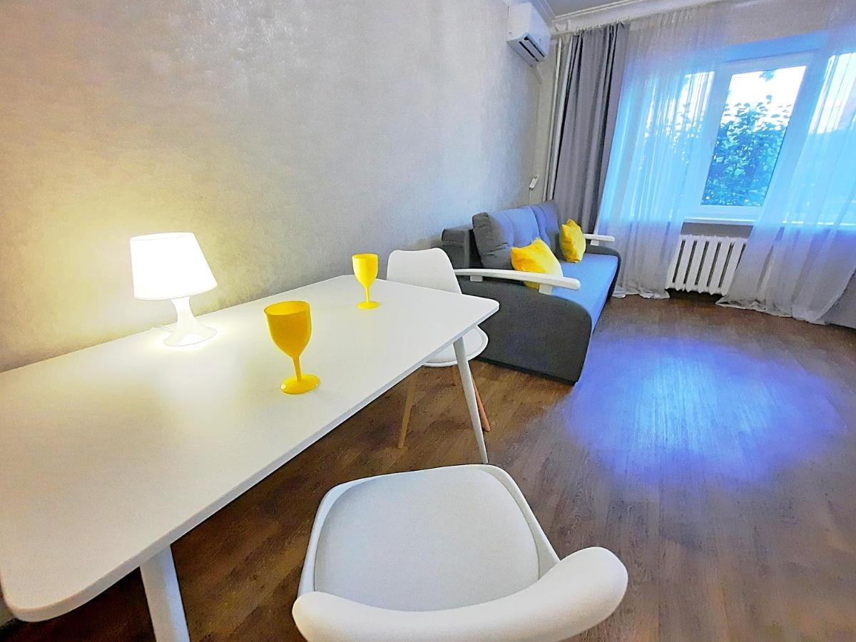 Apartment Alex Apartments: With White Gazebo View *